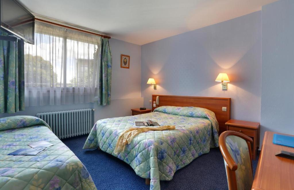 Contact Hotel De France Contres-Beauval-Cheverny Le Controis-en-Sologne Exterior photo